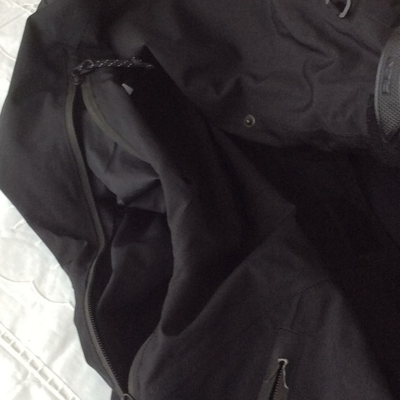 Jacket - Picture 11 of 11